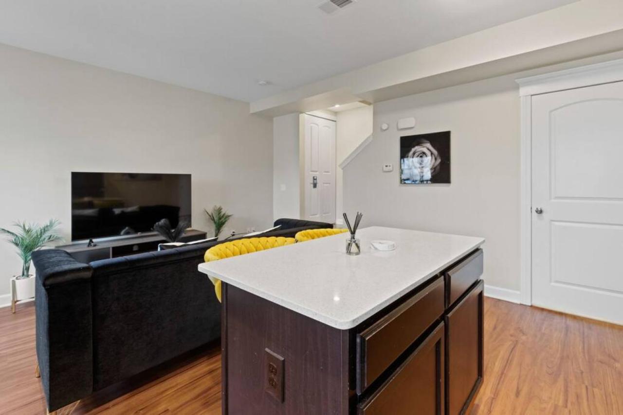 Stylish And Comfortable 1-Br In The Heart Of Детройт Экстерьер фото