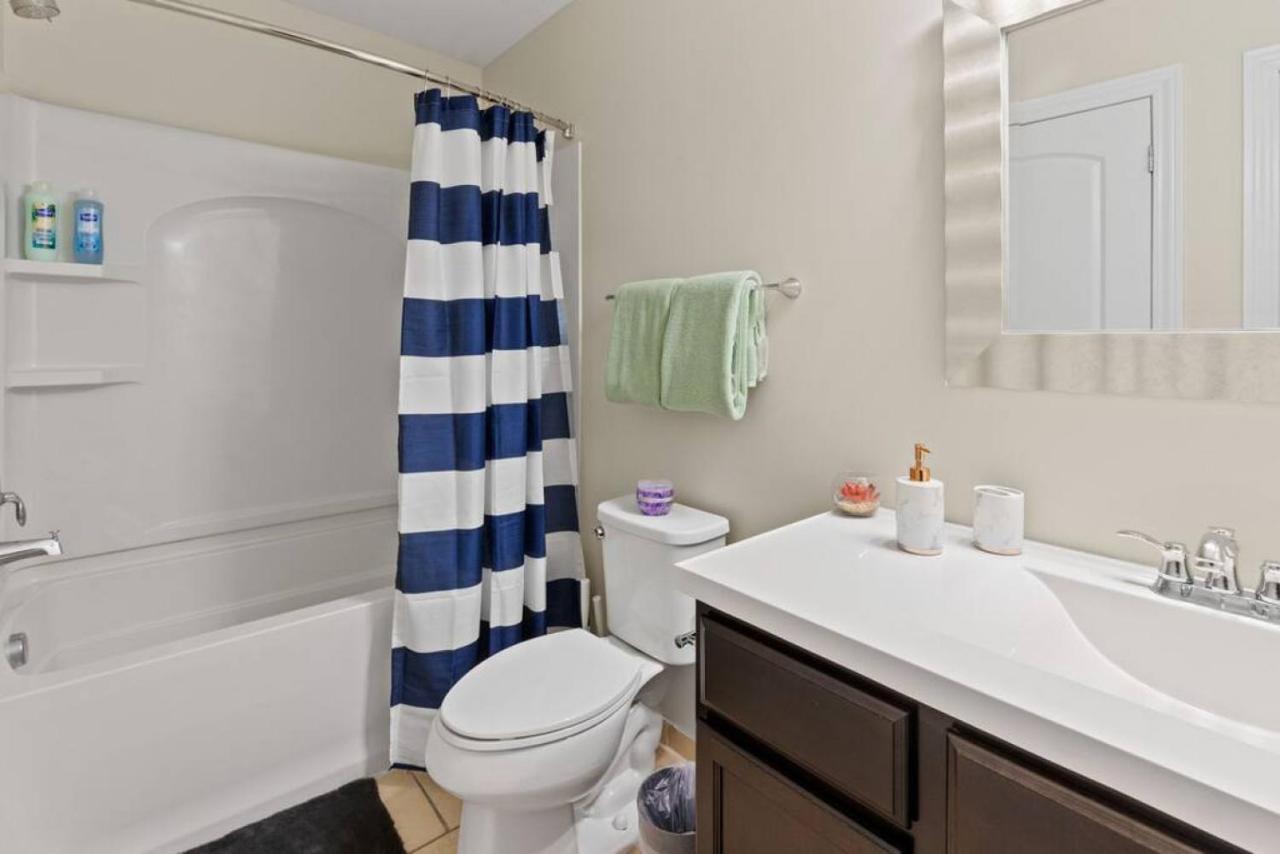 Stylish And Comfortable 1-Br In The Heart Of Детройт Экстерьер фото