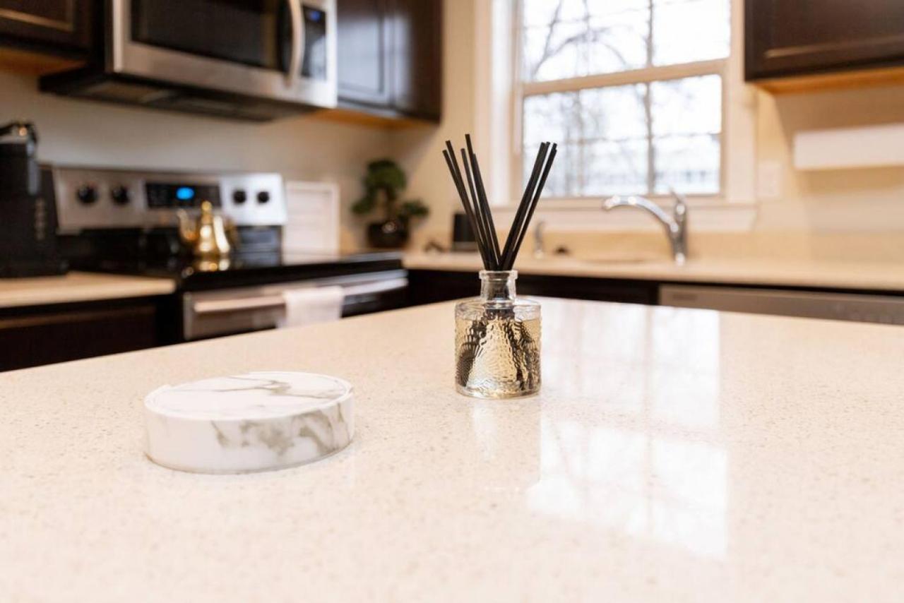 Stylish And Comfortable 1-Br In The Heart Of Детройт Экстерьер фото