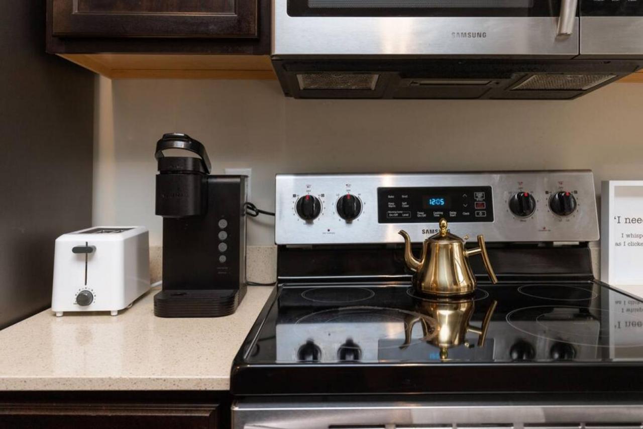 Stylish And Comfortable 1-Br In The Heart Of Детройт Экстерьер фото
